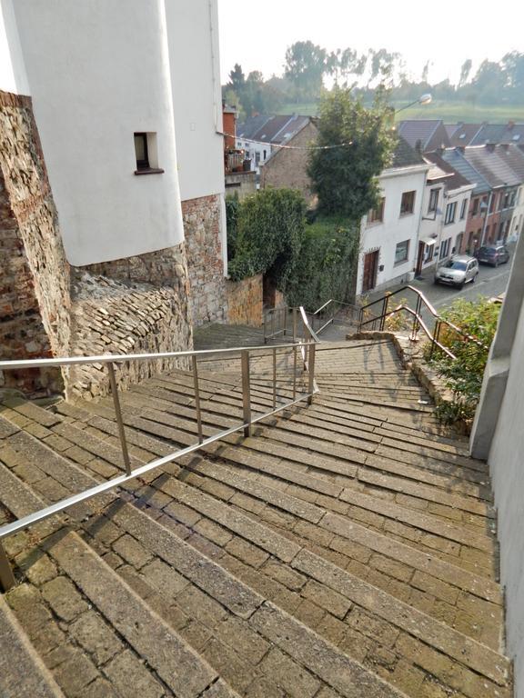Les Remparts Hotel Binche Exterior foto